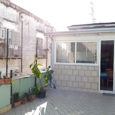 The Sunny Place * Νάπολη