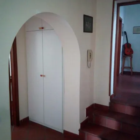 The Sunny Place * Νάπολη